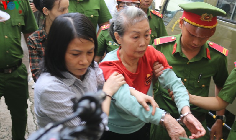 xet xu 4 bi cao vu giet nguoi roi do betong giau thi the o binh duong hinh 1