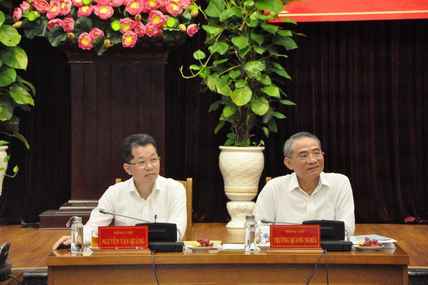 da nang to chuc lay y kien gop y du thao van kien dai hoi 13 hinh 1