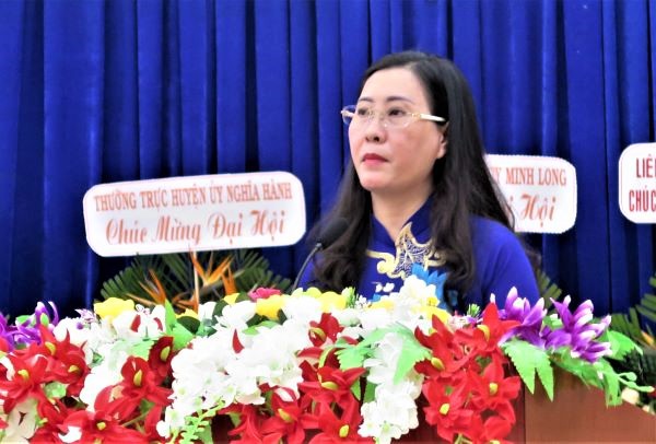 dai hoi dai bieu dang bo huyen ba to thi diem truc tiep bau bi thu hinh 2