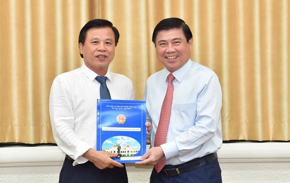 tphcm va 4 tinh thanh dieu dong, bo nhiem nhan su hinh 1