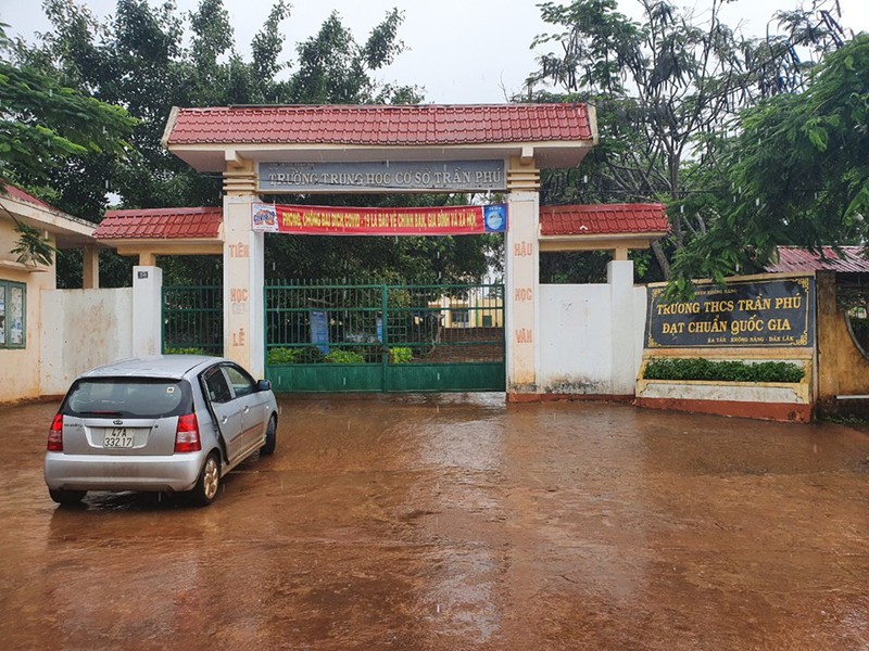 mot thanh tra bi khoi to vi "voi" 150 trieu dong hinh 2