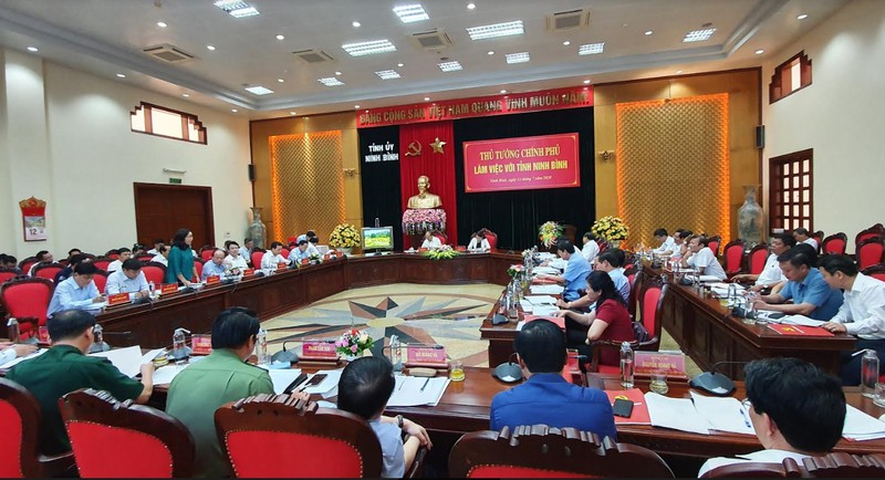 thu tuong kiem tra viec giai ngan von dau tu cong tai ninh binh hinh 1