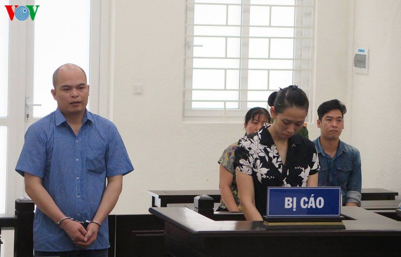 cap vo chong cung linh an tu vi chiem doat tai san hon 1 ty dong hinh 1