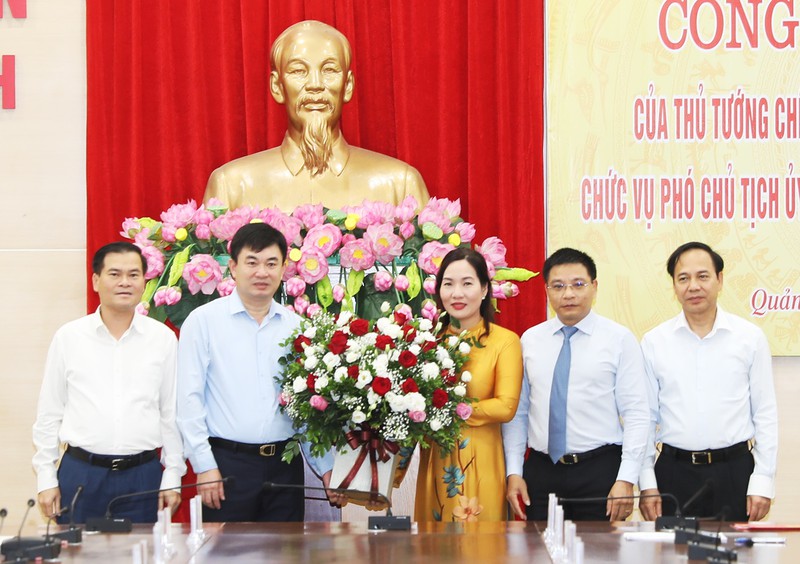 ba nguyen thi hanh lam pho chu tich ubnd tinh quang ninh hinh 2