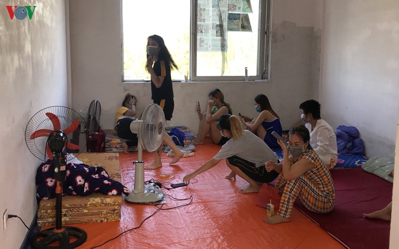 gần 2 tháng qua, hơn 4.000 người xuất nhập cảnh trái phép bị bắt giữ hình 8 gan 2 thang qua, hon 4.000 nguoi xuat nhap canh trai phep bi bat giu hinh 8