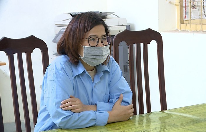 truy to 4 bi can trong vu buon ban trang phuc phong covid-19 gia hinh 1