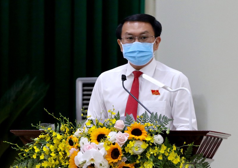 tan bi thu quan 9 tphcm thuoc the he 8x hinh 1