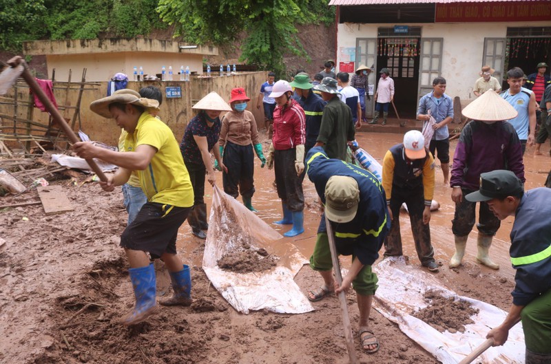 nam nhu khac phuc hau qua tran lu quet can qua hinh 3
